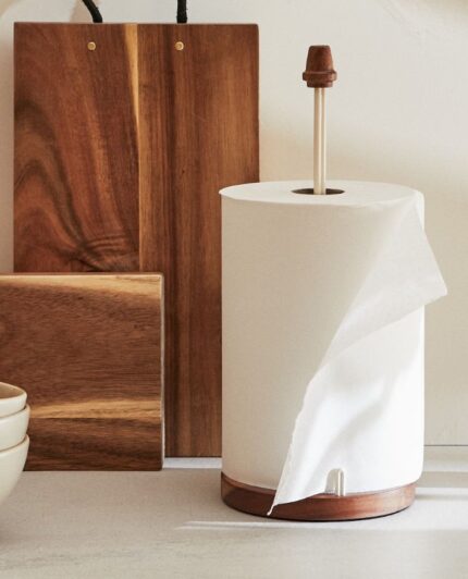 WHITE PAPER HAND TOWEL ROLL 600